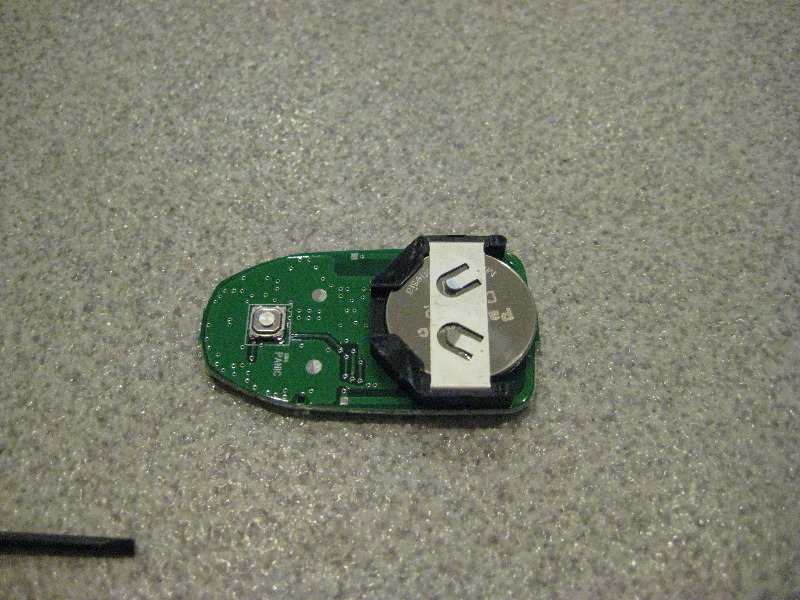 Hyundai-Sonata-Key-Fob-Battery-Replacement-Guide-012