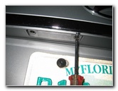 Hyundai-Sonata-License-Plate-Light-Bulb-Replacement-Guide-003