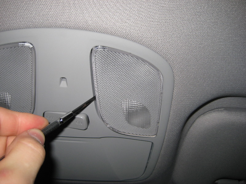 Hyundai-Sonata-Overhead-Map-Light-BulbsReplacement-Guide-002