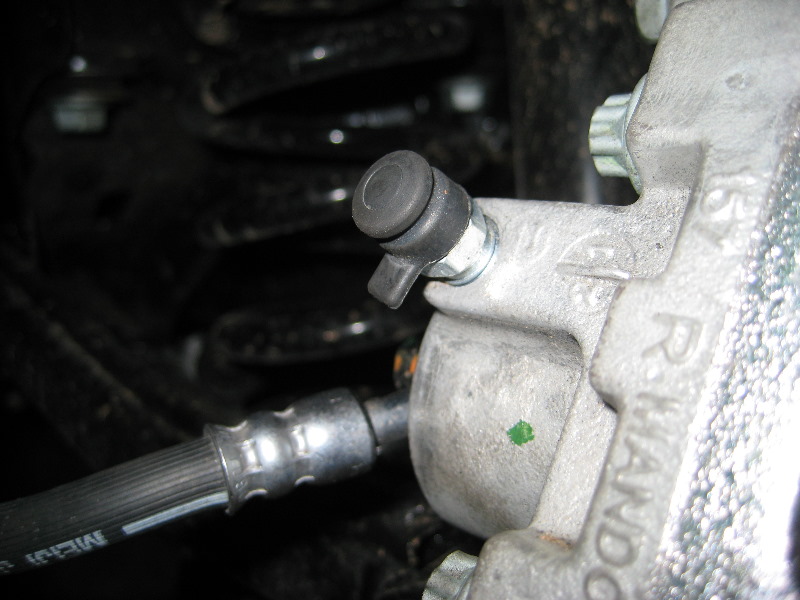 Hyundai-Sonata-Rear-Brake-Pads-Replacement-Guide-030