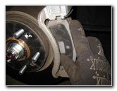 Hyundai-Tucson-Front-Brake-Pads-Replacement-Guide-023