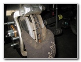 Hyundai-Tucson-Front-Brake-Pads-Replacement-Guide-025