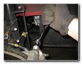 Hyundai-Tucson-Front-Brake-Pads-Replacement-Guide-029