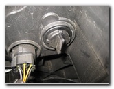 Hyundai-Tucson-Headlight-Bulbs-Replacement-Guide-017