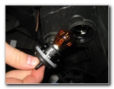 Hyundai-Tucson-Headlight-Bulbs-Replacement-Guide-019