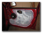 Hyundai-Tucson-Interior-Door-Panel-Removal-Guide-033