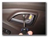 Hyundai-Tucson-Interior-Door-Panel-Removal-Guide-045