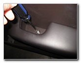 Hyundai-Tucson-Interior-Door-Panel-Removal-Guide-053