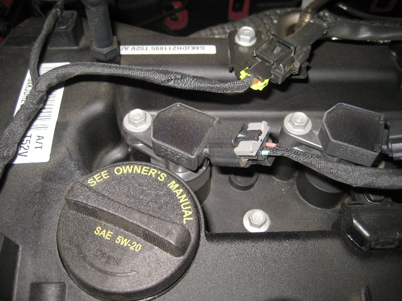 Hyundai-Tucson-Theta-II-I4-Engine-Spark-Plugs-Replacement-Guide-005