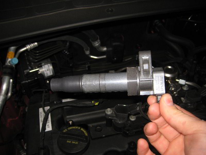 Hyundai-Tucson-Theta-II-I4-Engine-Spark-Plugs-Replacement-Guide-013