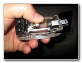 Hyundai-Tucson-Vanity-Mirror-Light-Bulb-Replacement-Guide-010