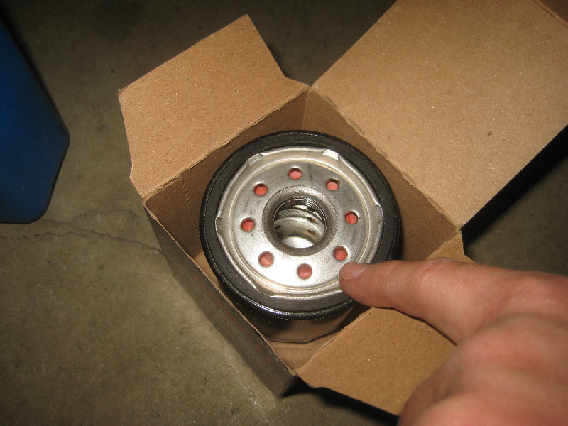 Hyundai-Veloster-Engine-Oil-Change-Filter-Replacement-Guide-033