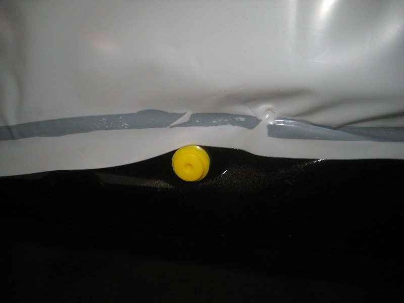 Hyundai-Veloster-Interior-Door-Panel-Removal-Guide-036