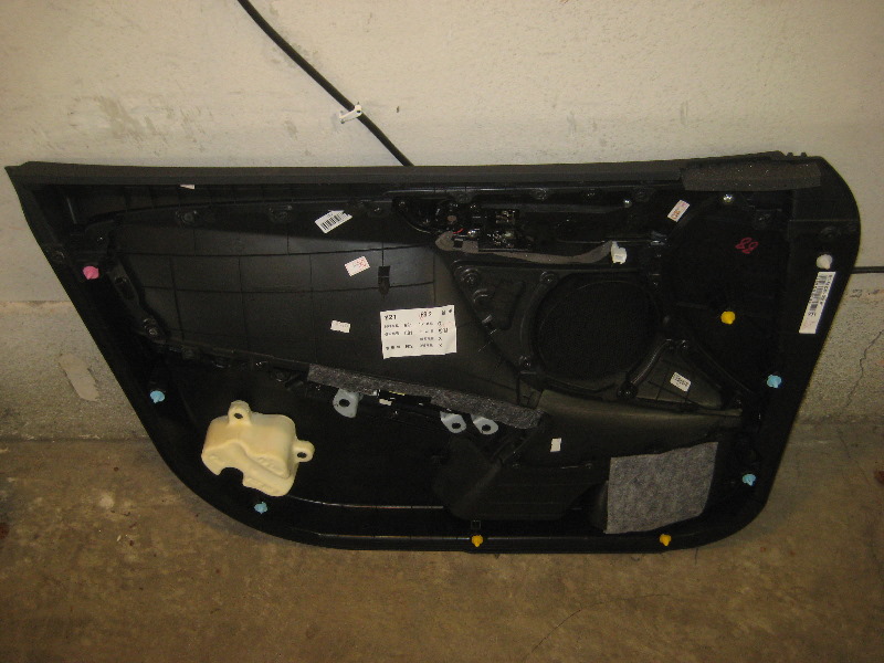 Hyundai-Veloster-Interior-Door-Panel-Removal-Guide-039