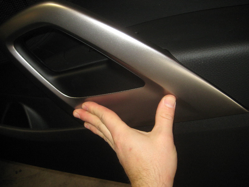 Hyundai-Veloster-Interior-Door-Panel-Removal-Guide-060