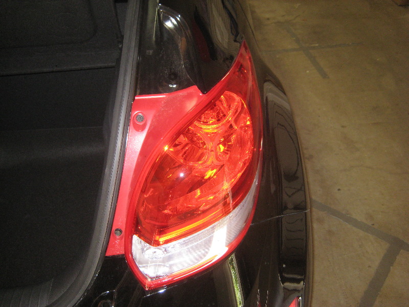 Hyundai-Veloster-Tail-Light-Bulbs-Replacement-Guide-035