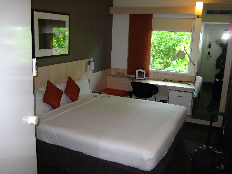 Ibis-Hotel-Auckland-Ellerslie-North-Island-New-Zealand-001