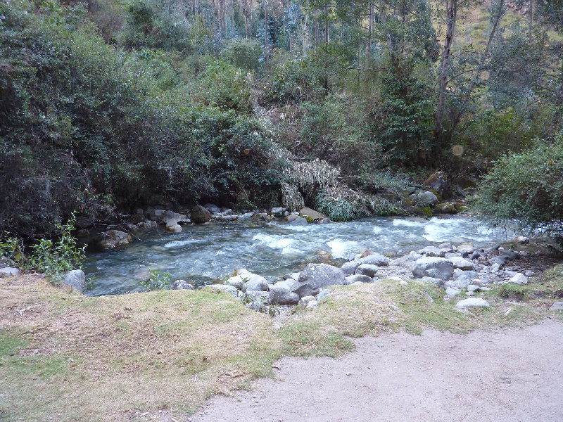 Inca-Hiking-Trail-To-Machu-Picchu-Peru-059