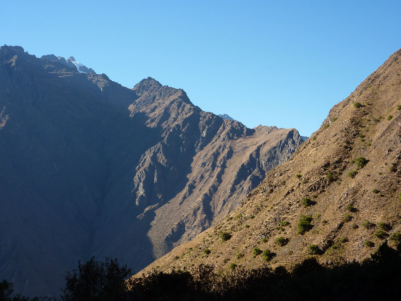 Inca-Hiking-Trail-To-Machu-Picchu-Peru-079