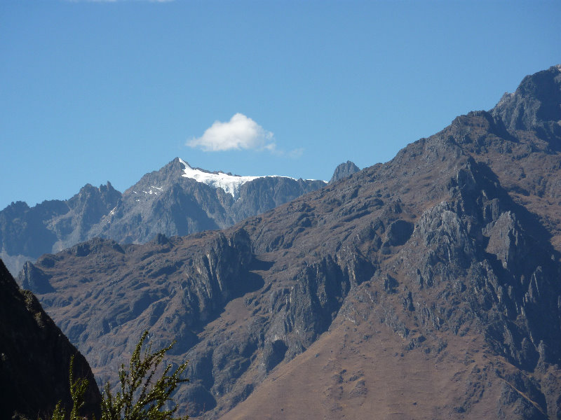 Inca-Hiking-Trail-To-Machu-Picchu-Peru-106