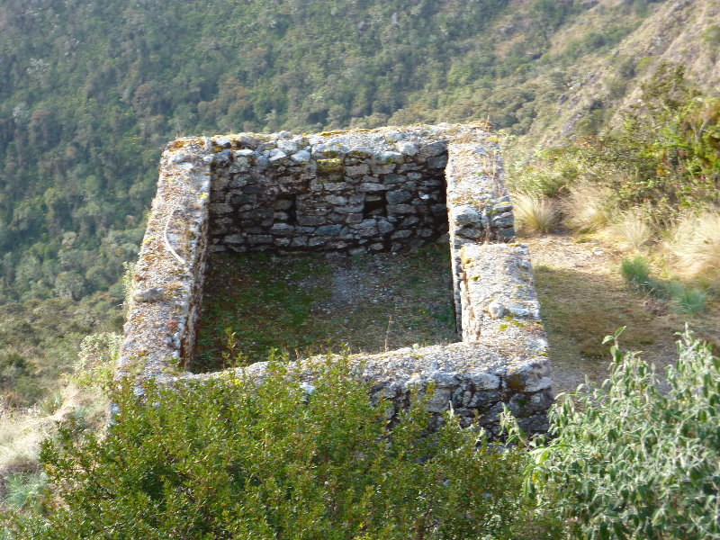 Inca-Hiking-Trail-To-Machu-Picchu-Peru-158