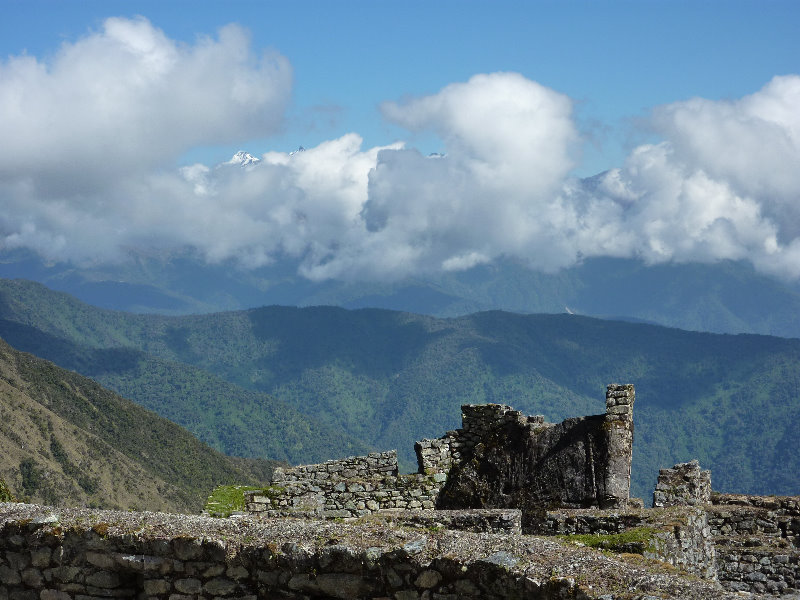 Inca-Hiking-Trail-To-Machu-Picchu-Peru-230