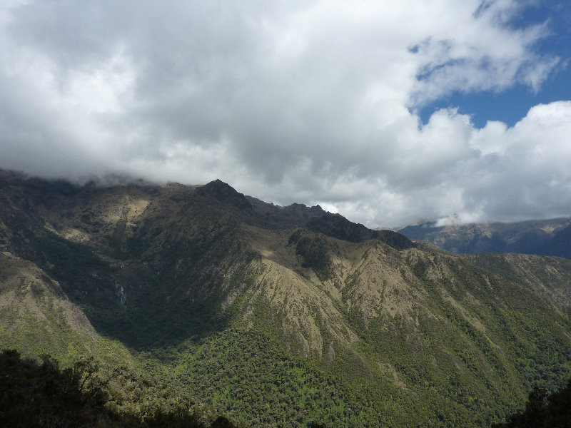 Inca-Hiking-Trail-To-Machu-Picchu-Peru-252
