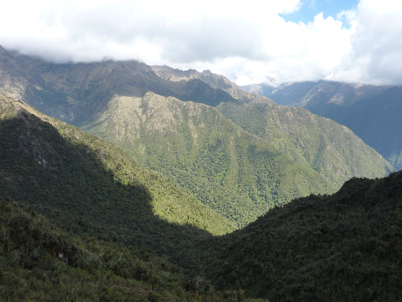 Inca-Hiking-Trail-To-Machu-Picchu-Peru-281