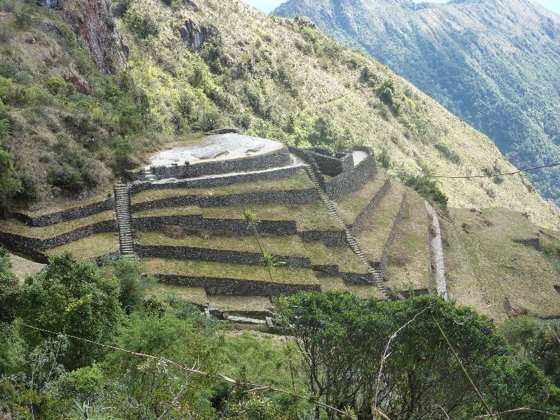 Inca-Hiking-Trail-To-Machu-Picchu-Peru-299