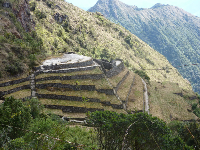 Inca-Hiking-Trail-To-Machu-Picchu-Peru-301