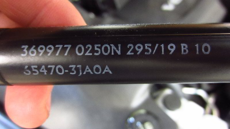 Infiniti-QX60-Hood-Lift-Support-Struts-Replacement-Guide-009