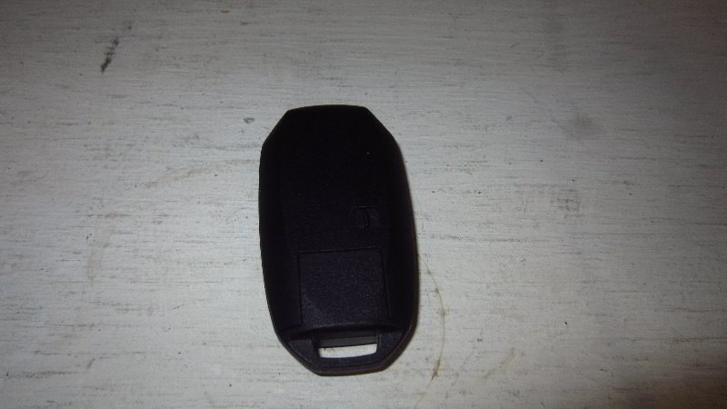 Infiniti-QX60-Intelligent-Key-Fob-Battery-Replacement-Guide-002