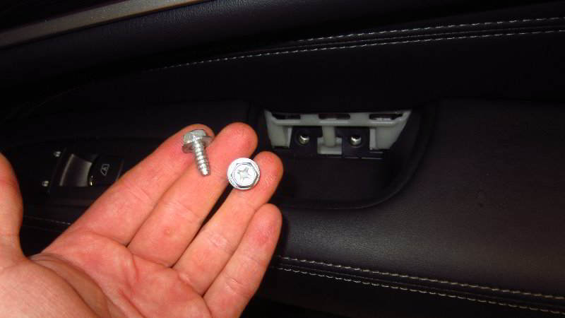 Infiniti-QX60-Interior-Door-Panel-Removal-Guide-010