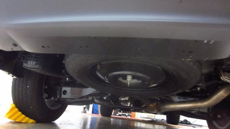 Infiniti-QX60-Spare-Tire-Lowering-Removal-Guide-002