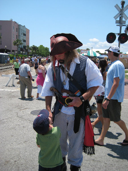 Isle-of-Eight-Flags-Shrimp-Festival-Fernandina-Beach-FL-018