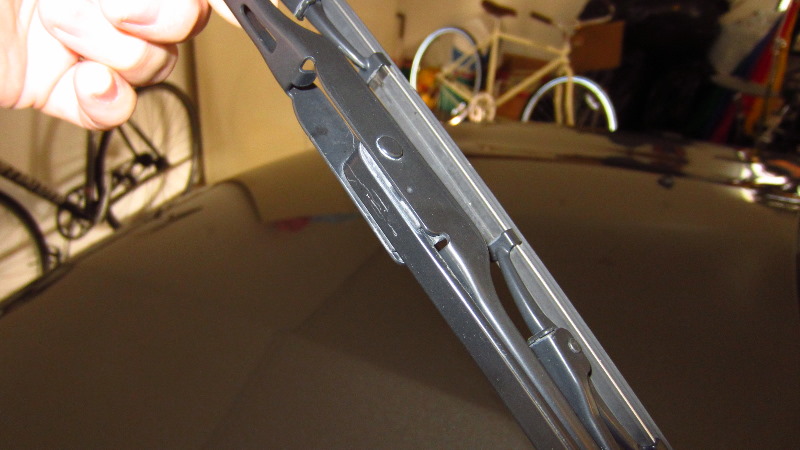 Jeep-Compass-Windshield-Wiper-Blades-Replacement-Guide-013