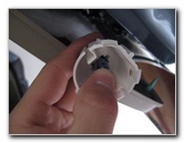 Jeep-Grand-Cherokee-Cargo-Area-Light-Bulb-Replacement-Guide-010