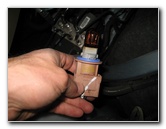 Jeep-Grand-Cherokee-Headlight-Bulbs-Replacement-Guide-023