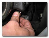 Jeep-Grand-Cherokee-Headlight-Bulbs-Replacement-Guide-027