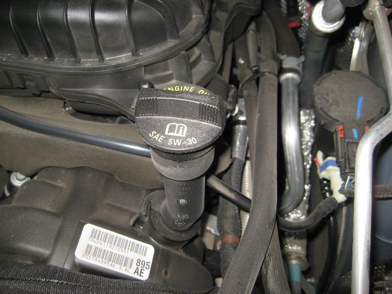 Jeep-Grand-Cherokee-Pentastar-V6-Engine-Oil-Change-Guide-005