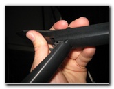 Jeep-Grand-Cherokee-Rear-Window-Wiper-Blade-Replacement-Guide-006