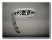 Jeep-Liberty-Cargo-Area-Light-Bulb-Replacement-Guide-005