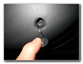 Jeep-Liberty-Door-Panel-Removal-Speaker-Replacement-Guide-010