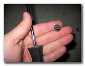 Jeep-Liberty-Door-Panel-Removal-Speaker-Replacement-Guide-011