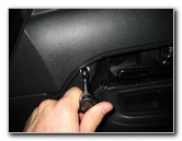 Jeep-Liberty-Door-Panel-Removal-Speaker-Replacement-Guide-041