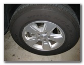 Jeep-Liberty-Front-Brake-Pads-Replacement-Guide-001