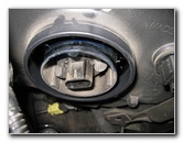 Jeep-Liberty-Headlight-Bulbs-Replacement-Guide-007