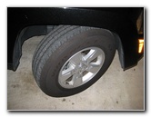 Jeep-Liberty-Headlight-Bulbs-Replacement-Guide-021