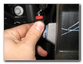 Jeep-Liberty-Headlight-Bulbs-Replacement-Guide-031