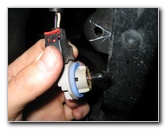 Jeep-Liberty-Headlight-Bulbs-Replacement-Guide-032